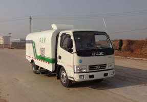 吸尘车