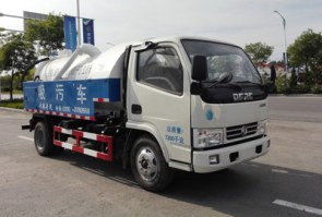 吸污车