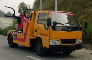 东风牌SE5042TQZL4清障车