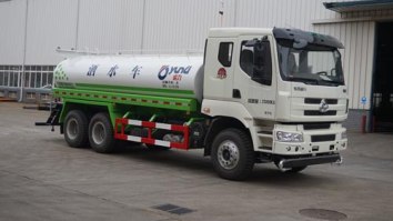 洒水车