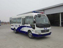 囚车