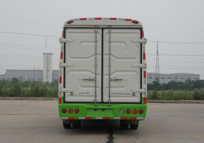 东风牌EQ5060XXYACBEV纯电动厢式运输车公告图片