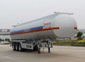 润滑油罐式运输半挂车