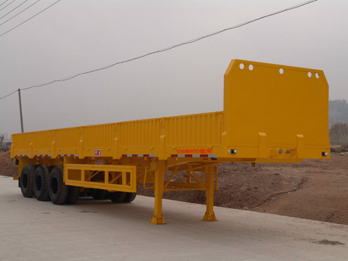 明威12.5米32吨3轴栏板半挂车(NHG9405TP)