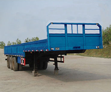 华昌13米32吨3轴半挂车(QDJ9401)