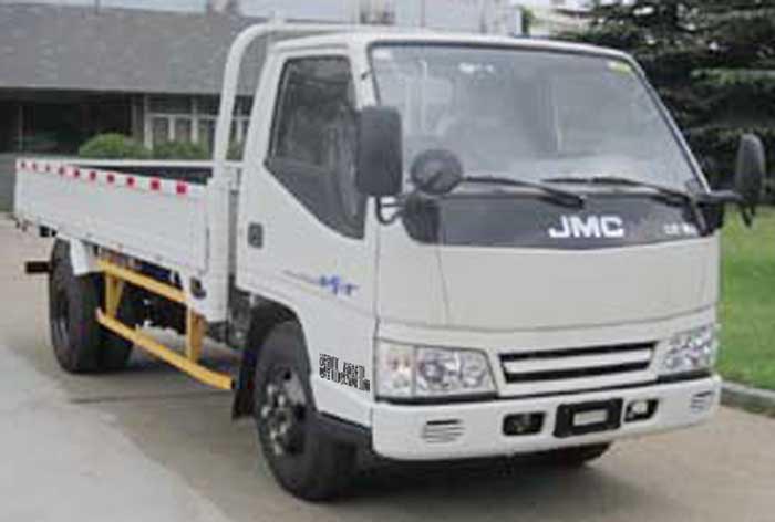 JX1061TG24 江铃109马力单桥柴油4.2米国四载货汽车图片