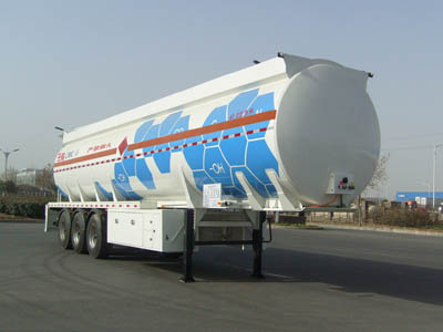 凌宇12.8米33吨3轴易燃液体罐式运输半挂车(CLY9401GRY)