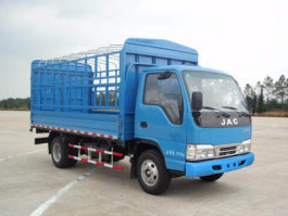 仓栅式运输车