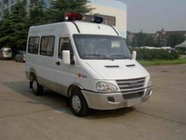 囚车