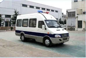 囚车