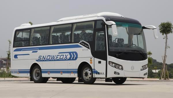 金旅8米24-33座客车(XML6807J78)