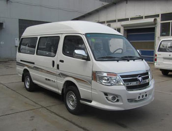 福田5.3米10-11座轻型客车(BJ6546B1DWA-XB)