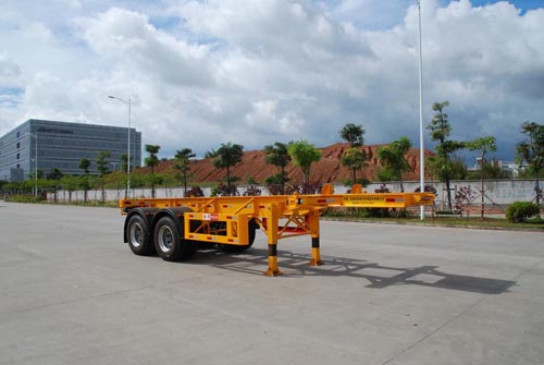 港粤7.9米31.4吨2轴集装箱运输半挂车(HSD9353TJZG)