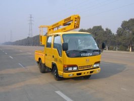 高空作业车