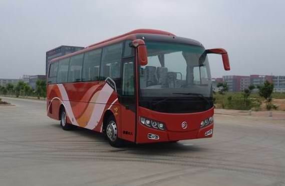 金旅9.5米24-52座客车(XML6957J15N)