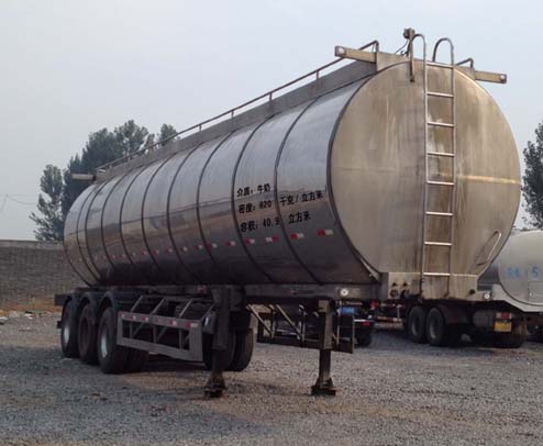 12.6米32吨3轴鲜奶运输半挂车(JQ9400GNY)