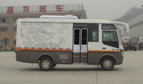 东风牌EQ5046XXYT厢式运输车公告图片
