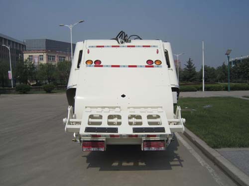 青特牌QDT5070ZYSA压缩式垃圾车公告图片