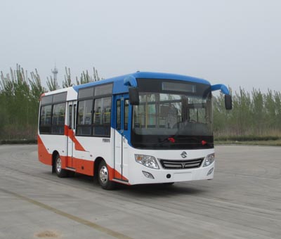 齐鲁7.3米13-28座城市客车(BWC6735GAN)