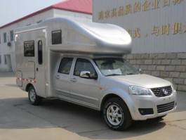 旅居车