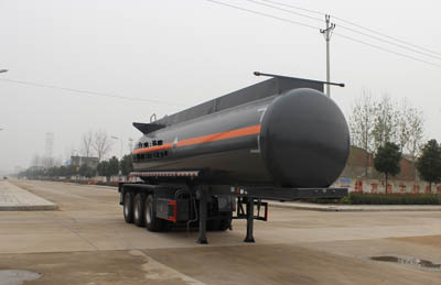 润知星10.6米30.3吨3轴腐蚀性物品罐式运输半挂车(SCS9401GFW)
