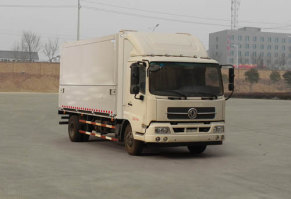 翼开启厢式车