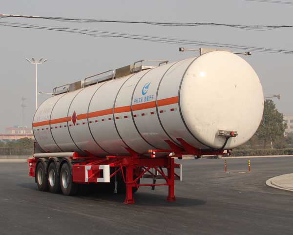 开乐11.9米31吨3轴易燃液体罐式运输半挂车(AKL9400GRYB)