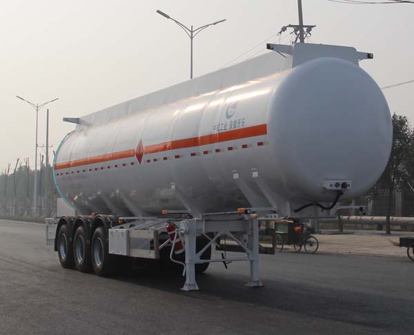 开乐11.7米31.2吨3轴易燃液体罐式运输半挂车(AKL9400GRYC)