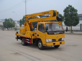 高空作业车