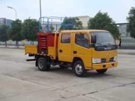 高空作业车