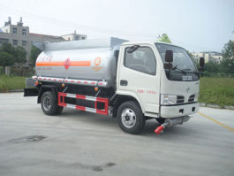 楚风牌HQG5070GRY4DF易燃液体罐式运输车