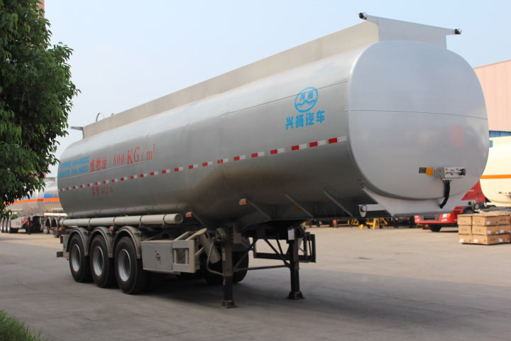 兴扬10.9米31.7吨3轴液态食品运输半挂车(XYZ9400GYS)