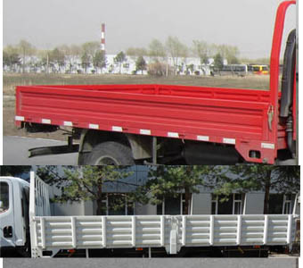 CA1086P40K2L3E5A84 解放165马力单桥柴油5.2米国五平头柴油载货汽车图片
