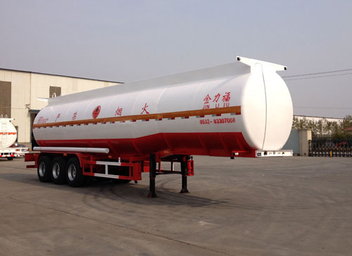 华昌12.6米31吨3轴易燃液体罐式运输半挂车(QDJ9407GRY)