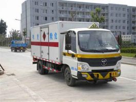 福田牌BJ5041XRQ-FA易燃气体厢式运输车