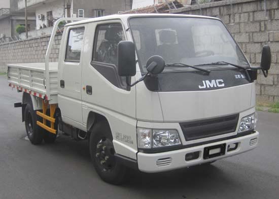 江铃 109马力 载货汽车(JX1041TSCA24)