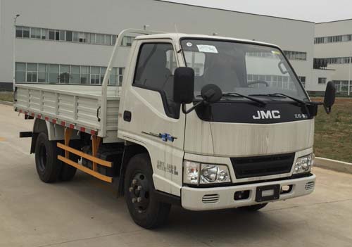 JX1041TCA24 江铃109马力单桥柴油3.7米国四载货汽车图片