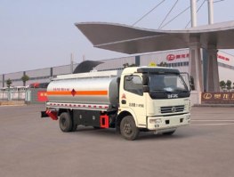 加油车