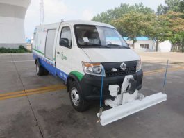 纯电动路面养护车