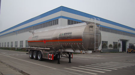 盛润11米31.2吨3轴易燃液体罐式运输半挂车(SKW9408GRYT)
