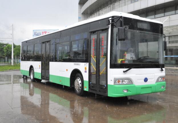 扬子江WG6120BEVHM4纯电动城市客车公告图片