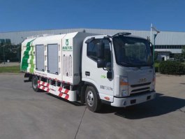 吸尘车