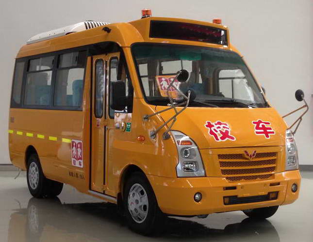 五菱5.5米10-19座小学生专用校车(GL6552XQ)
