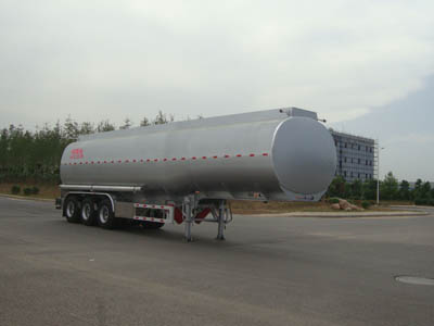 凌宇12.3米33.8吨3轴润滑油罐式运输半挂车(CLY9400GRH)
