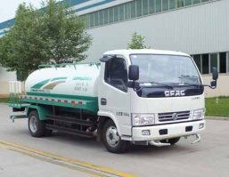 洒水车
