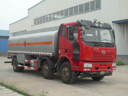 运油车