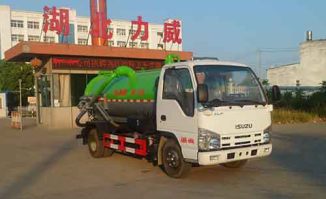 吸污车