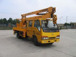 高空作业车