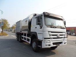 同步碎石封层车