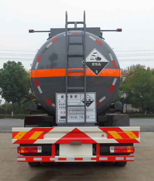 中汽力威牌HLW5310GFWC腐蚀性物品罐式运输车公告图片